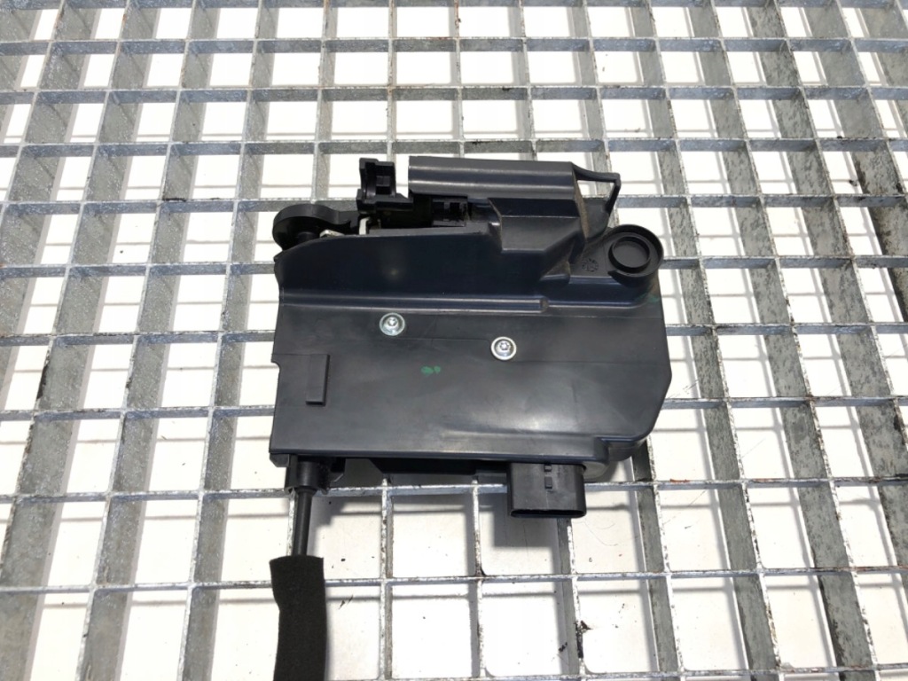 фото №2, Замок двері правий перед iveco daily vi bus 5801529302