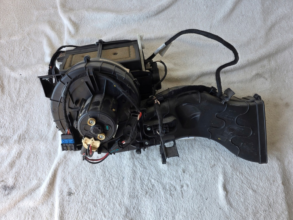 Вентилятор повітродувка резистор scudo ii jumpy ii expert ii 1401366880 європа Київ