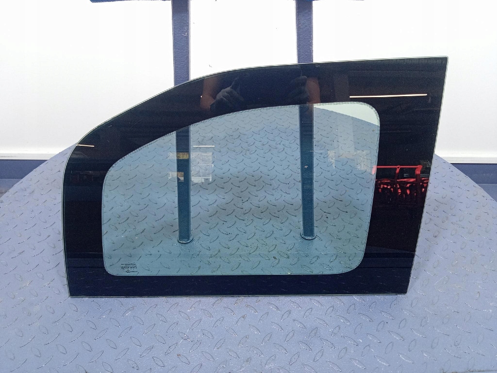 фото №1, Citroen berlingo ii partner ii стекло кузовная задняя правая 2009r