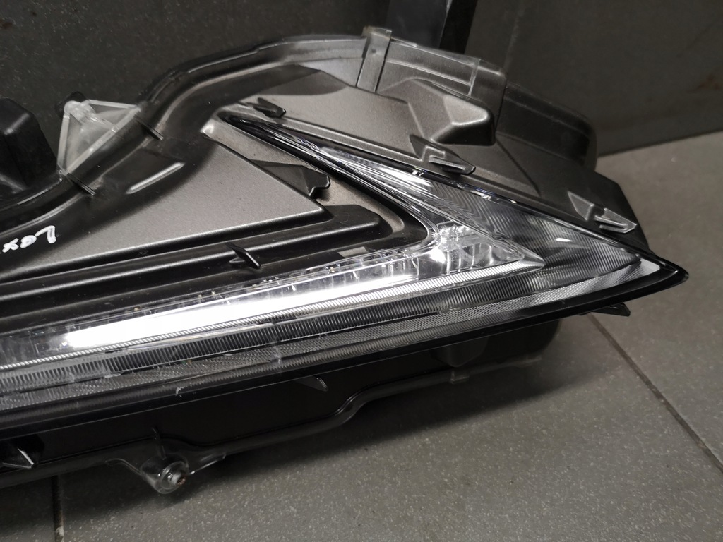 фото №5, Лампа led дневная правый перед lexus nx200t