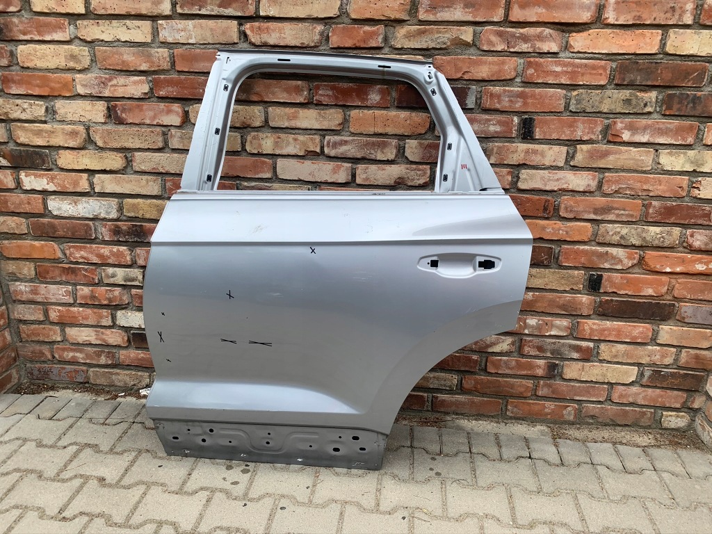 Купить Vw touareg 760 18- дверь задние левая poznań