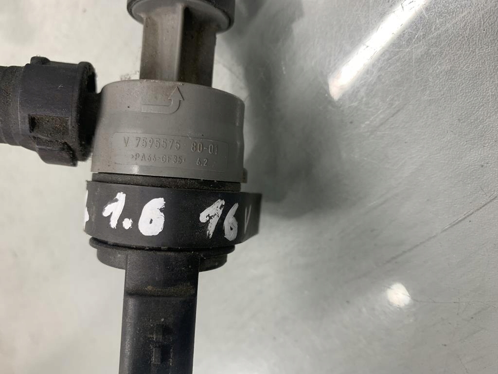 Клапан вентиляции бака mini countryman r60 1.6 16 v 11 r 7595575 в Украине