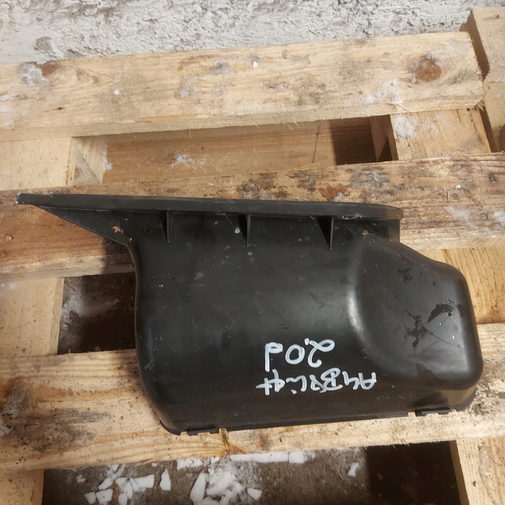 Канал впуск повітря audi a4 b8 рестайлінг  2.0tdi 8k2819904 в Україні