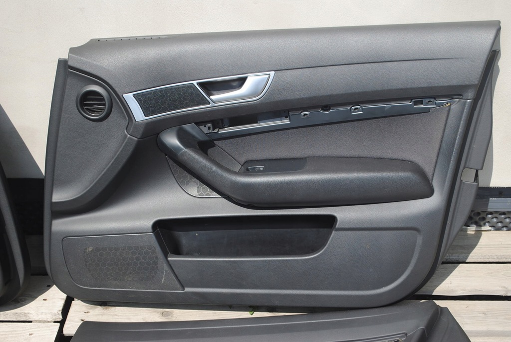 фото №4, Обшивки обивка дверь soul audi a6 c6