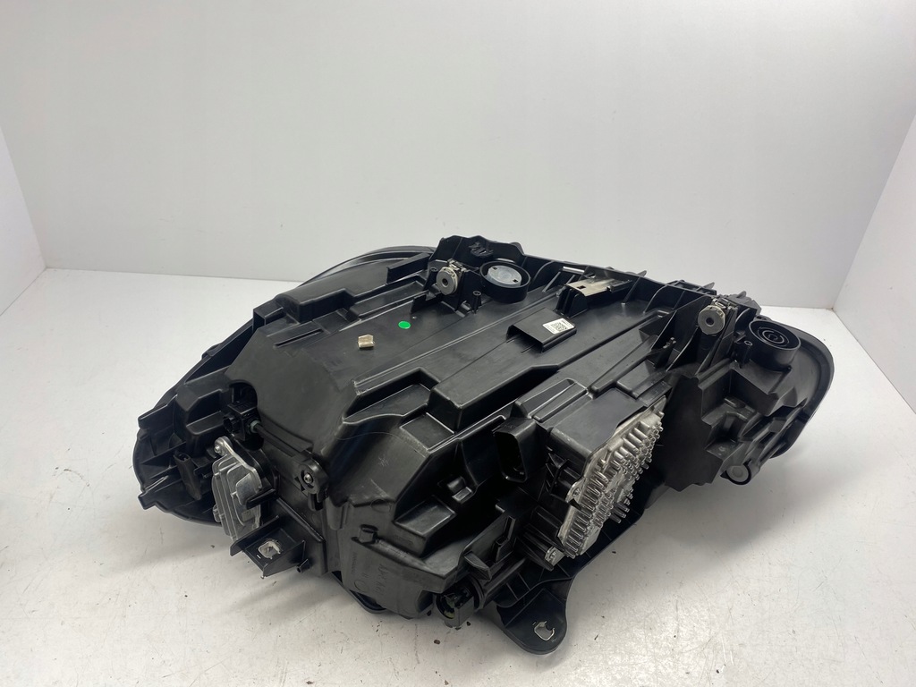 фото №11, Bmw 2 f44 gran coupe лампа права led 9449600