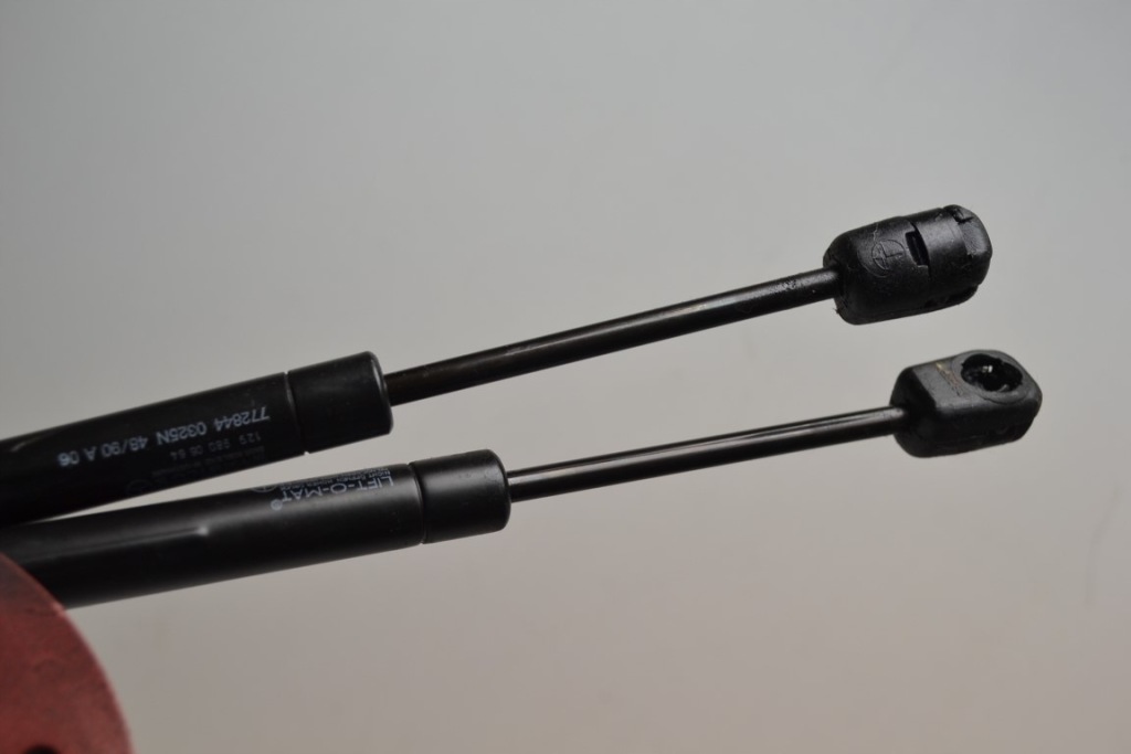 фото №4, Mercedes r129 sl петлі багажника кришки амортизатори