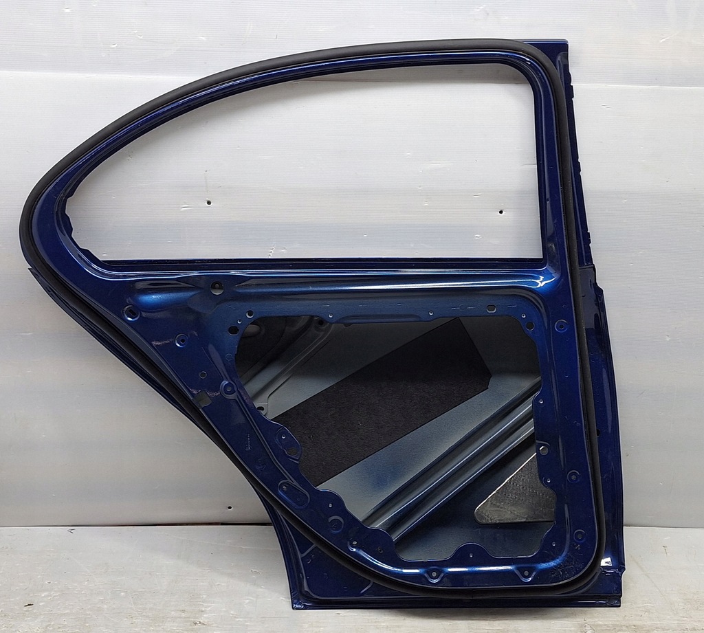 фото №14, Mercedes c klasa w206 a206 дверь задние задняя левая sedan