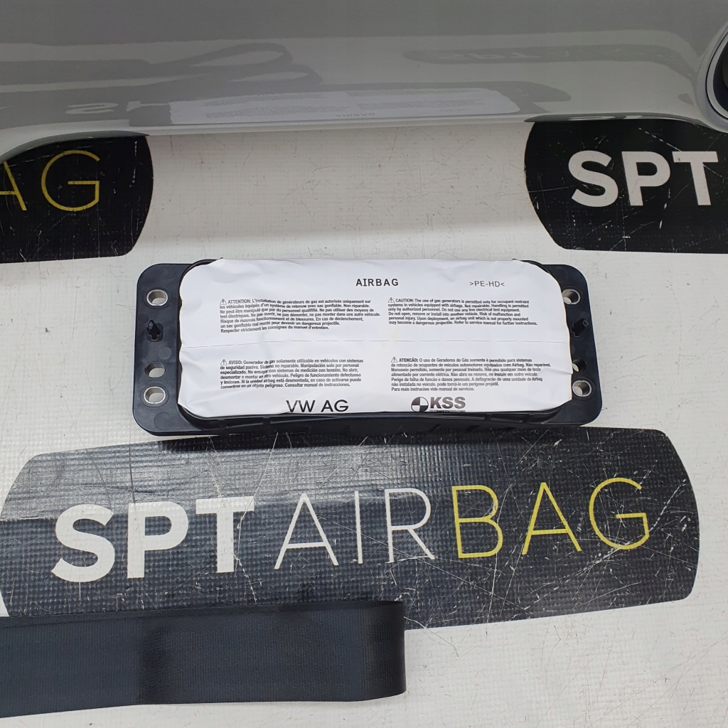 фото №8, Vw up панель приладів консоль подушки безпеки ремені подушка безпеки