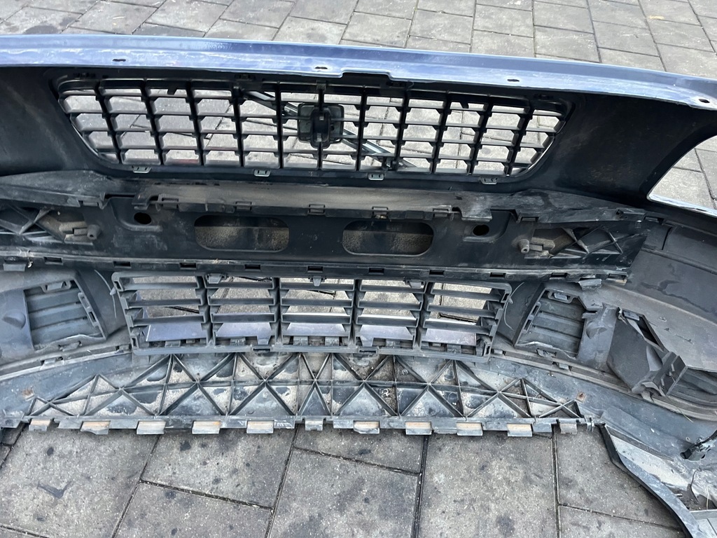 фото №11, Бампер перед передній решітка радіатора volvo s40 ii v50 04- fioletowy