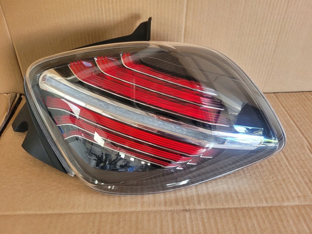 Купить Фара задний правый  renault zoe рестайлинг  led