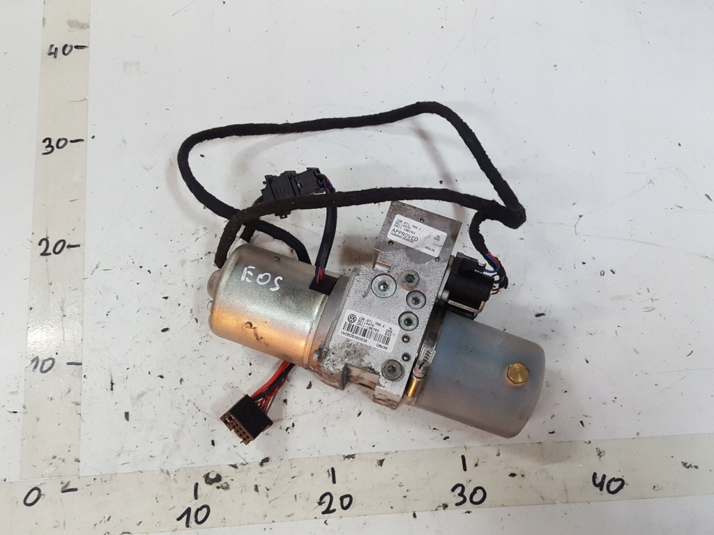 фото №1, Vw eos 06-15r насос крыша 1q0871789e