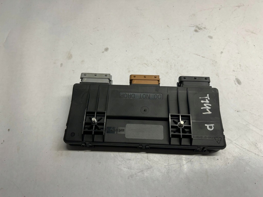 Tesla model x модуль сиденье 106811600b 2017 с Разборки