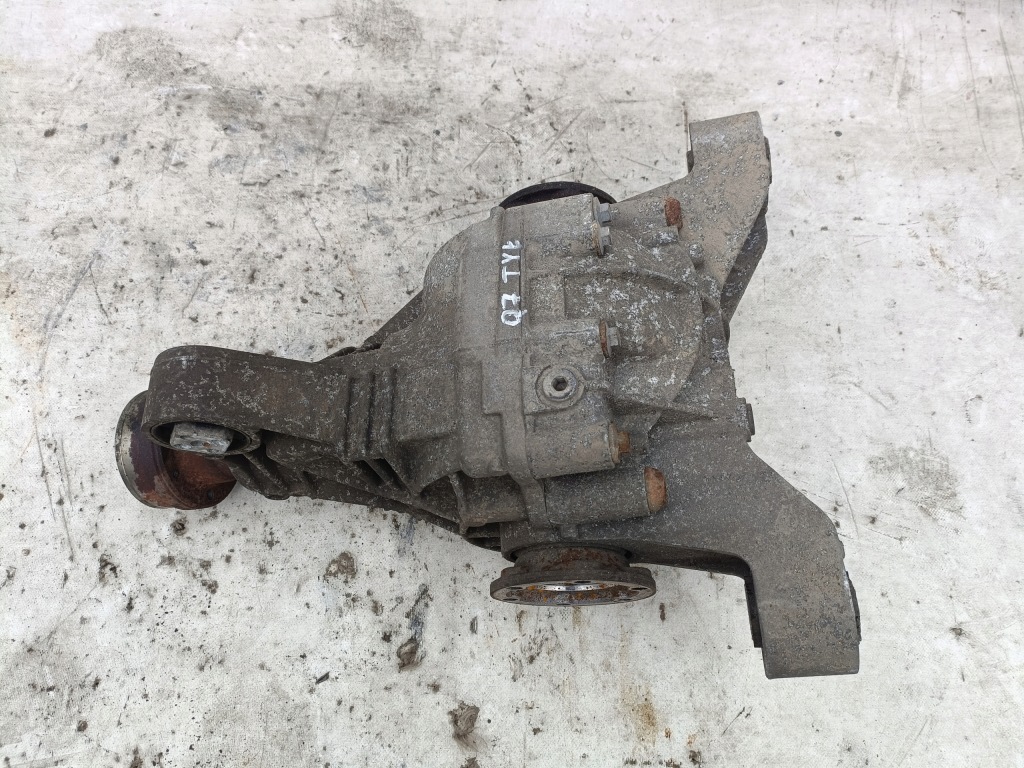 Купить Audi q7 мост задний  446031001