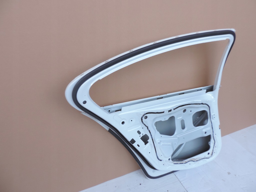 фото №9, Bmw 5 f10 f-10 2010 2011 дверь левая sedan