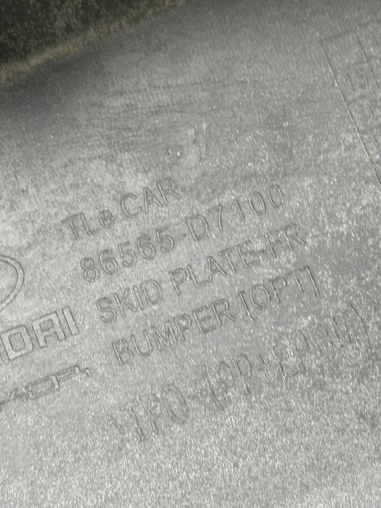 Молдинг спойлер бампера перед hyundai tucosn 3 рестайлінг  15- 86565-d7100 Доставка