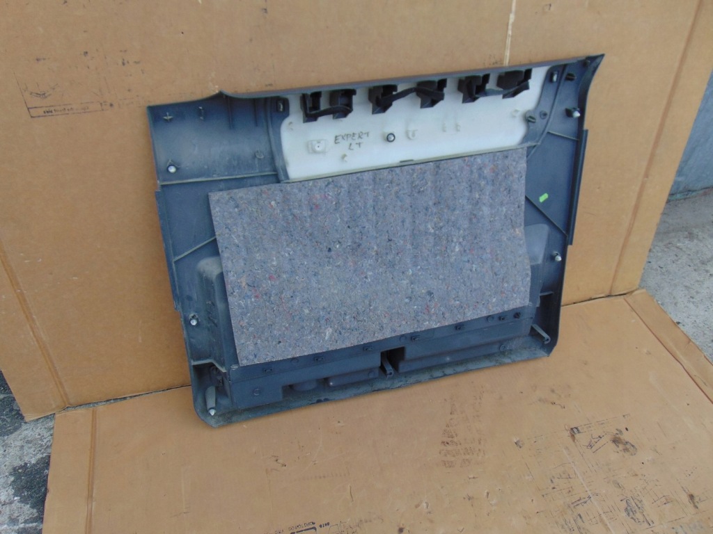 Обивка обшивка левая задний peugeot expert 2007- long 1498940777 Оригинал