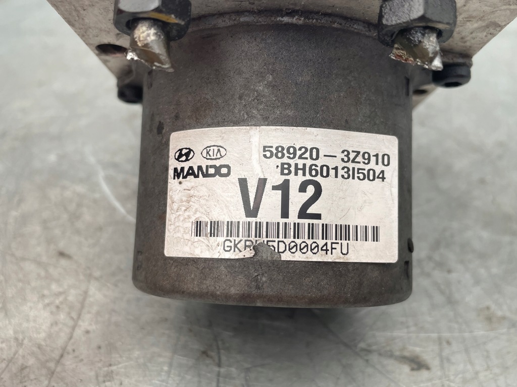 фото №9, Hyundai i40 1.7 crdi насос abs блок управления 58920-3z910 p.c авто