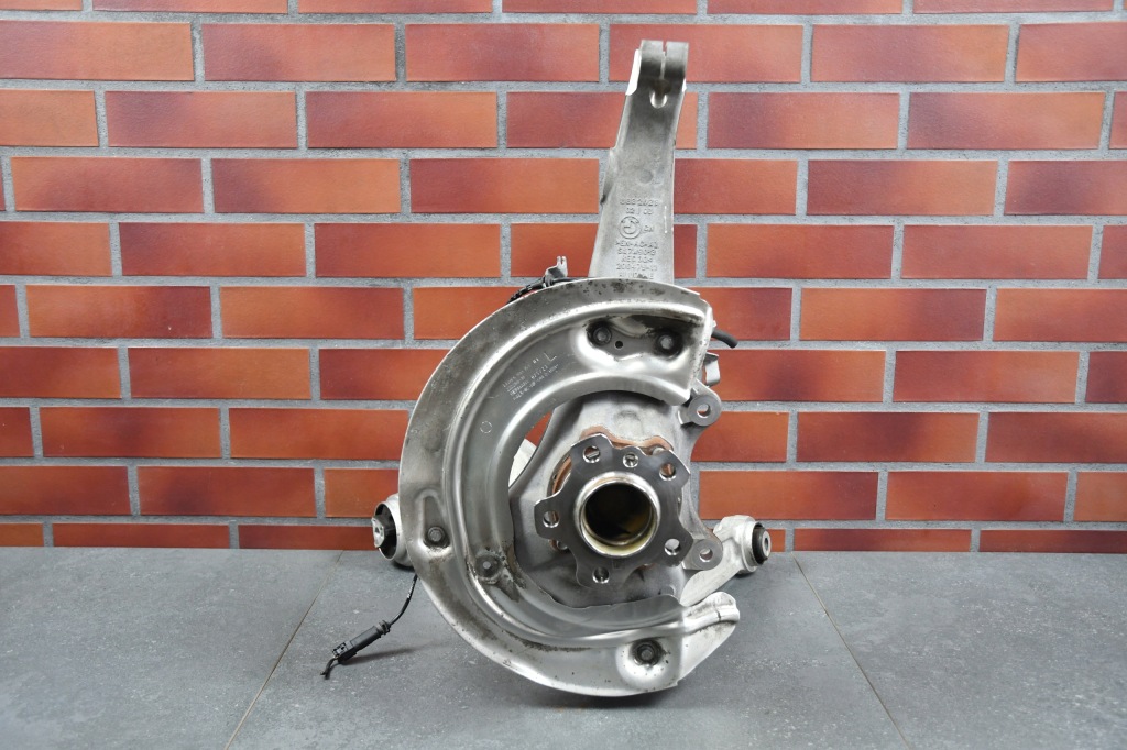 фото №5, Поворотный кулак левая перед передняя амортизатор bmw 5 g60 g61 3214km задняя привод