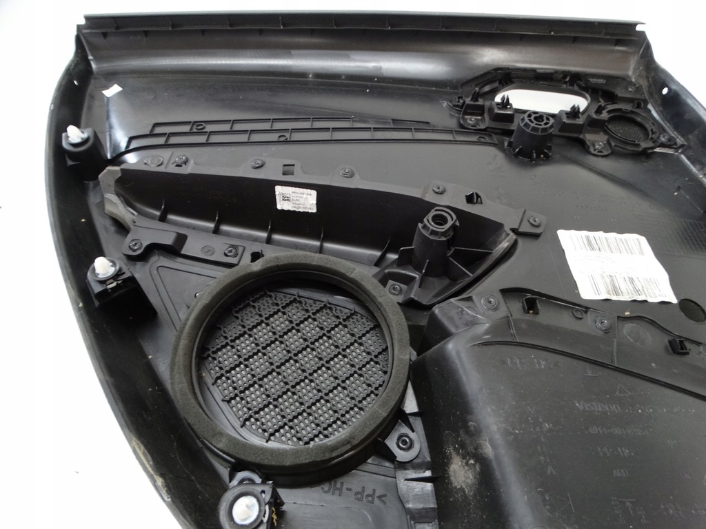 фото №10, Обшивка дверь правый задняя peugeot 208 96763547zd