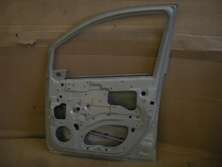 фото №4, Opel agila 2008 дверь правое перед