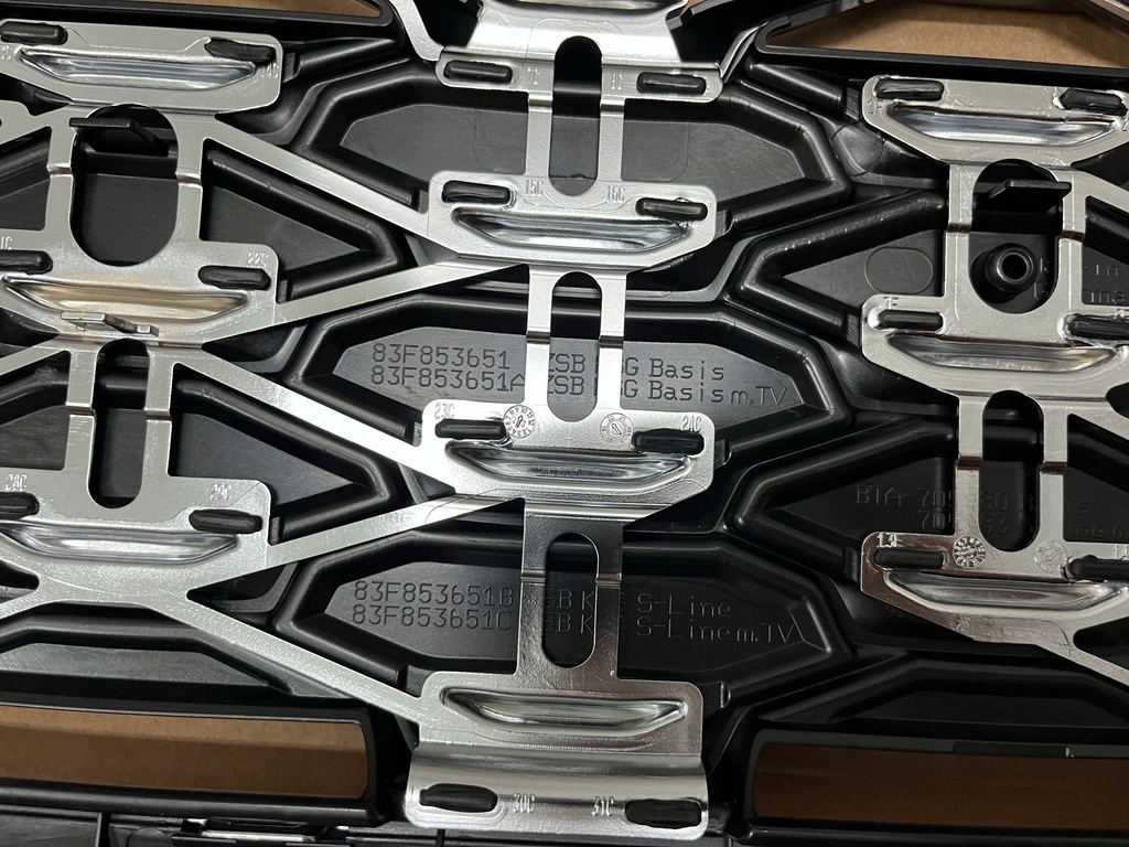 фото №14, Решётка радиатора audi q3 sline 83a решётка радиатора бампера audi q3 2020-2024 grilloryginał