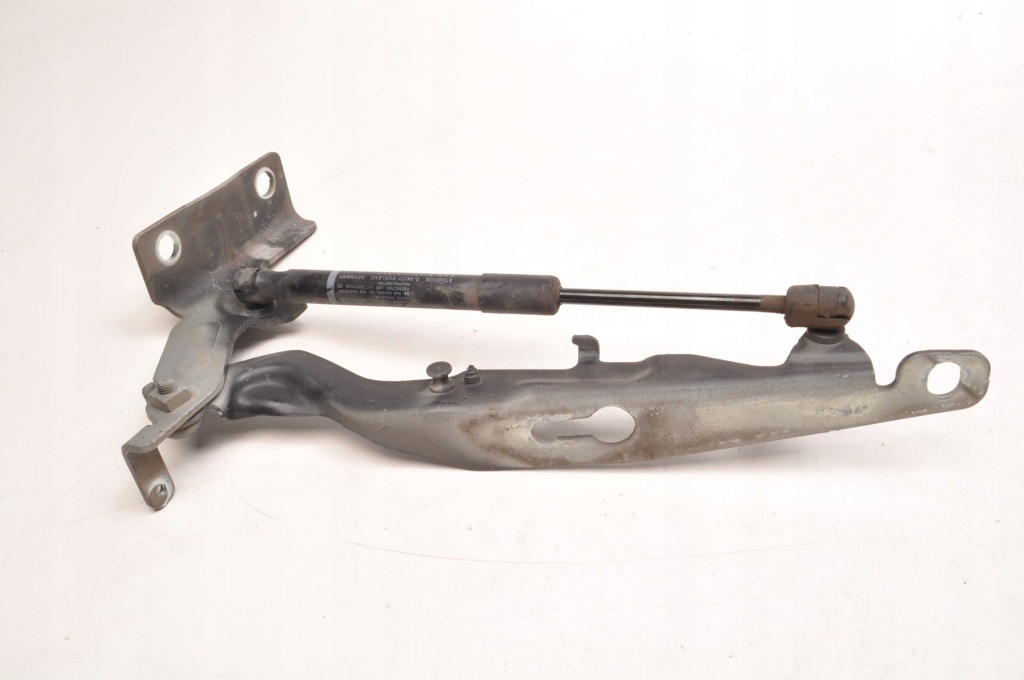 фото №7, Volvo s60 ii v60 петля капот 30799179 31385812 комплект