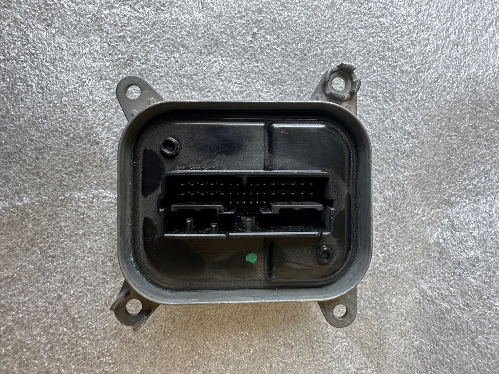 фото №1, Tesla model s модуль управление фарами led p1532925-11-e oem...