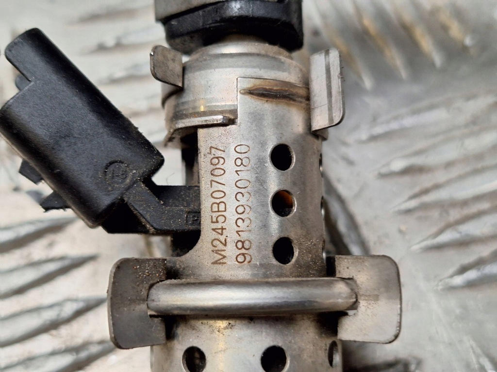 Форсунка ds automobiles 3 crossback 9813930180 Доставка