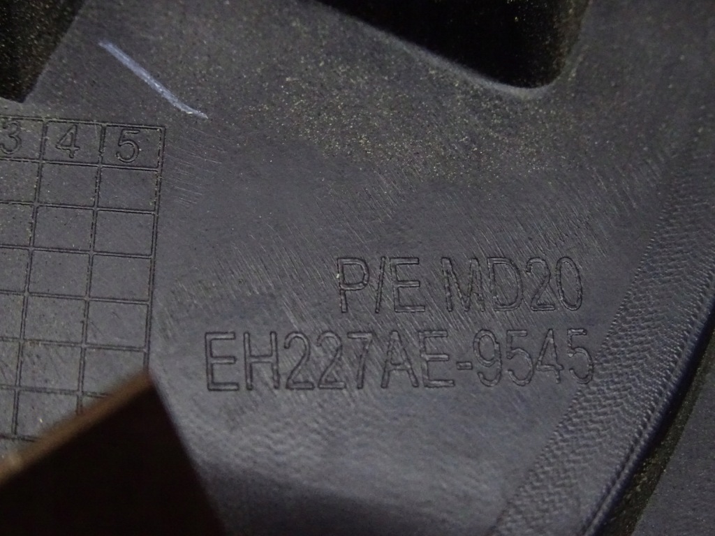 фото №11, Молдинг дверь перед правая citroen c5 aircross 18- 9820076577