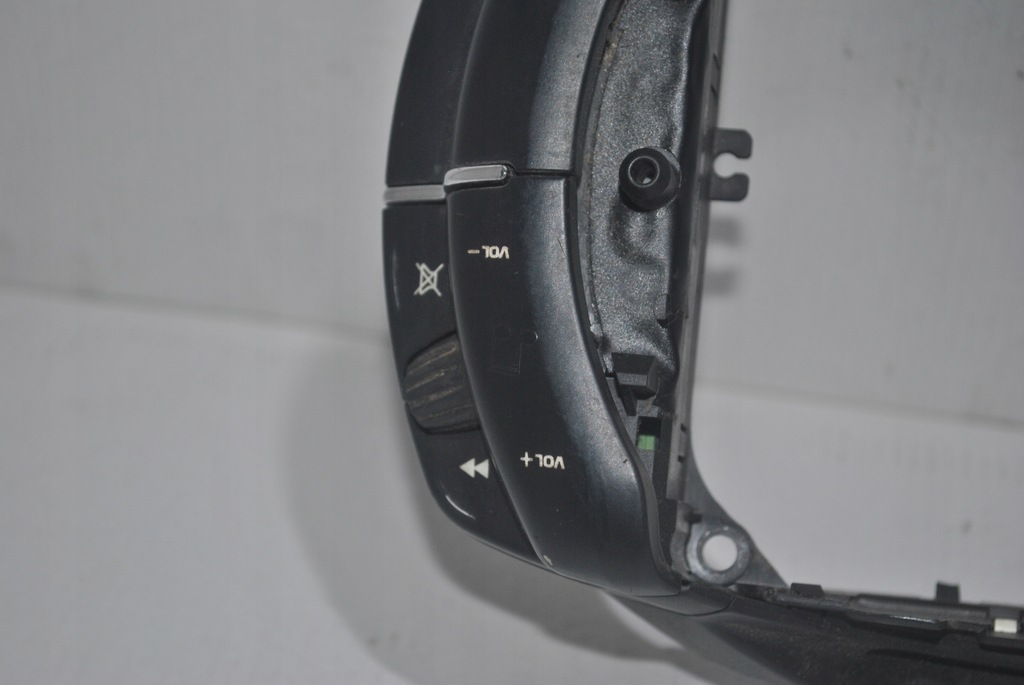 фото №9, Переключатель citroen оригинальный номер 96497900xt