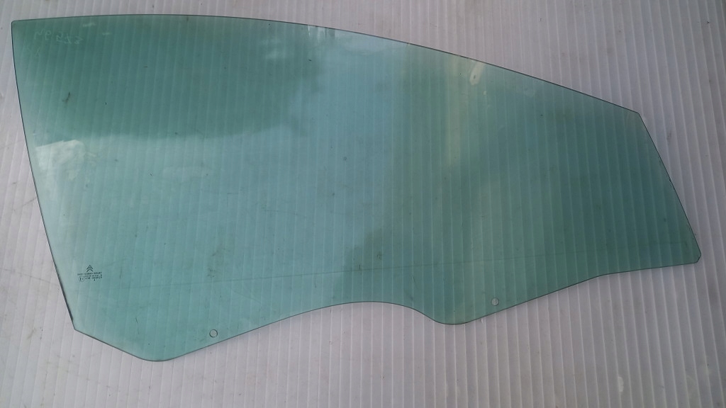 фото №1, Стекло правая перед citroen c5 04r