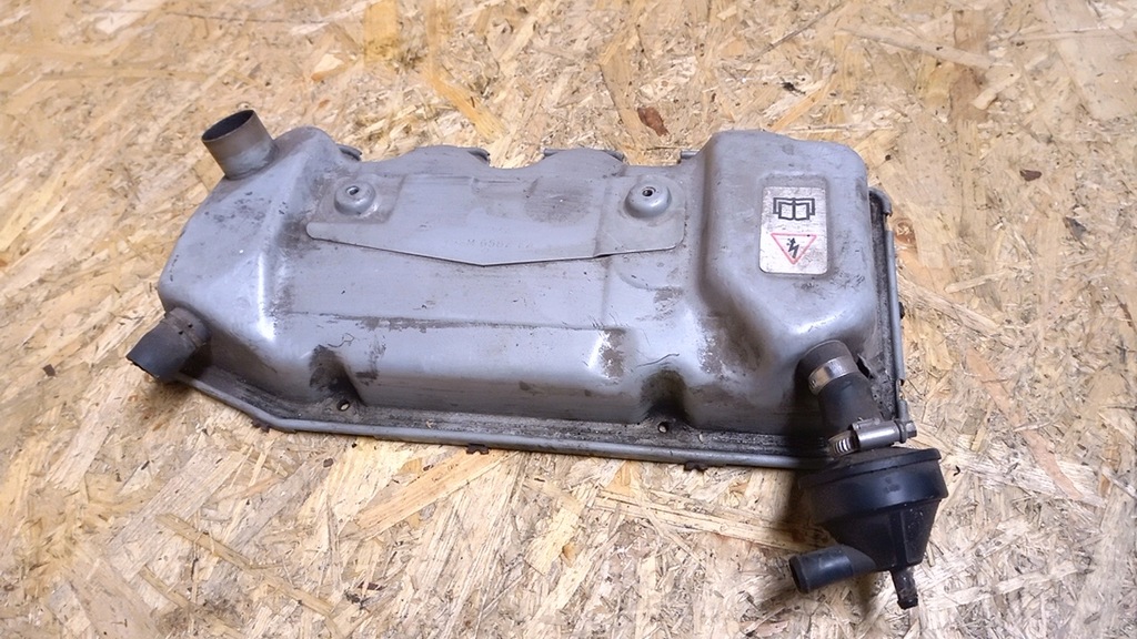 фото №1, Ford 86-91 крышка клапанов