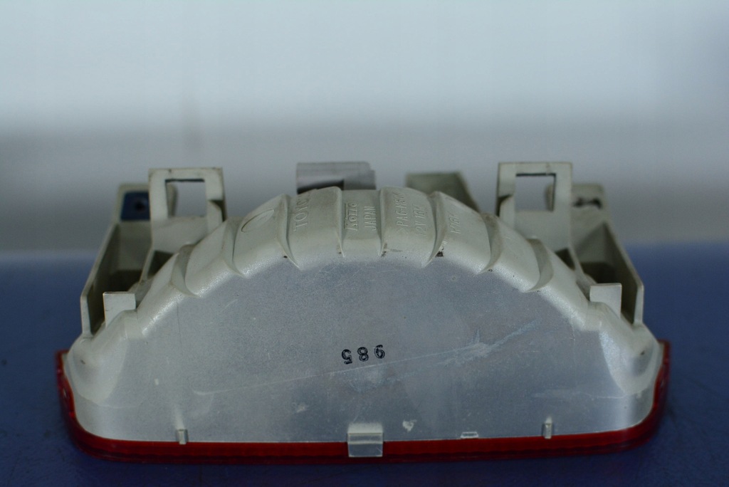 фото №4, Toyota yaris verso свет стоп-сигнал крышки задняя