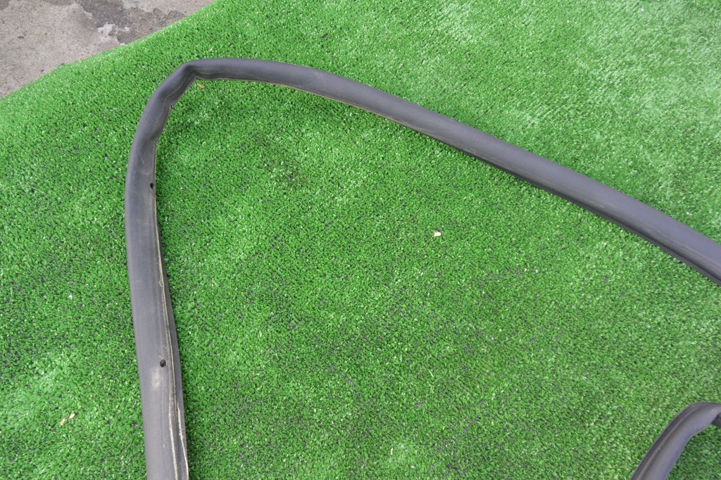 фото №4, Прокладка дверь левая задняя maserati quattroporte vi