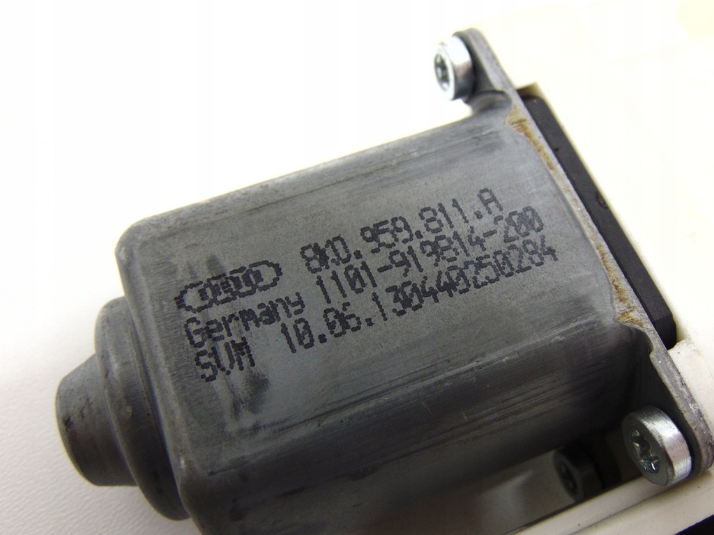 фото №11, Audi a6 c7 моторчик скло 8k0959812a org