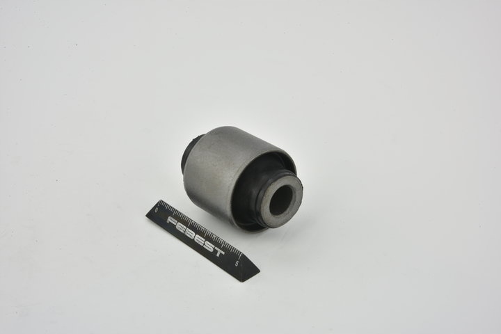 фото №4, Втулка заднего рычага febest do nissan gt-r v6