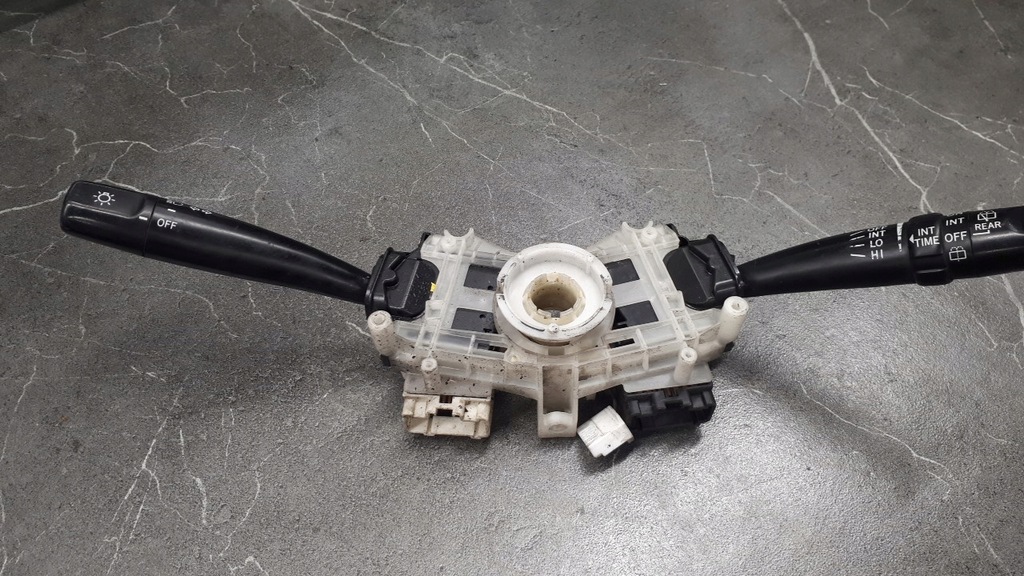 фото №1, Перемикач комбінований toyota corrola e11