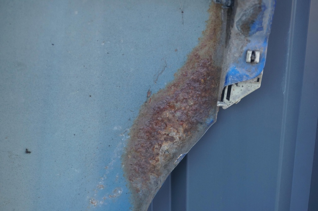 Subaru impreza gd седан hawk крила лівий передній 02c niebieski Ціна