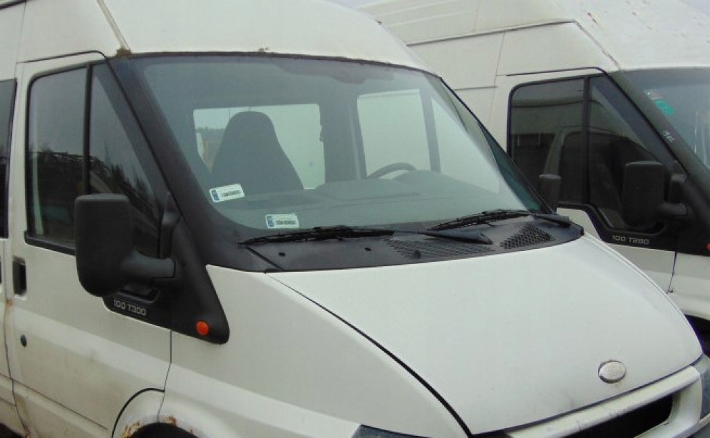 Купити Ford transit 99r скло передня