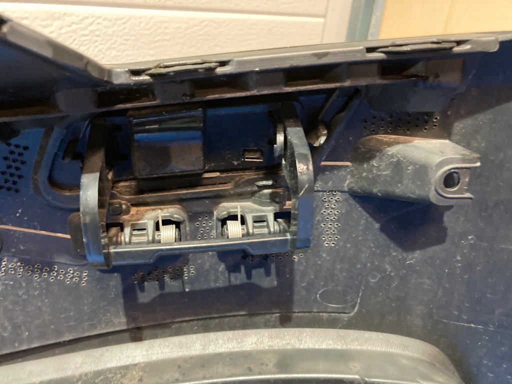 Audi оригинальный номер 4k0807437 бампер Недорого