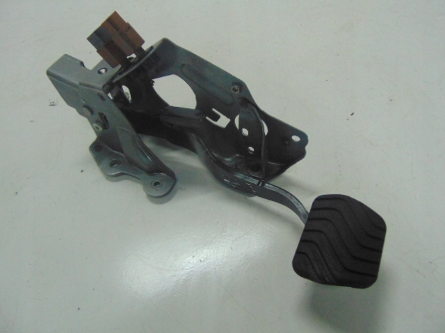 фото №1, Педаль гальма автоматична коробка передач renault kadjar