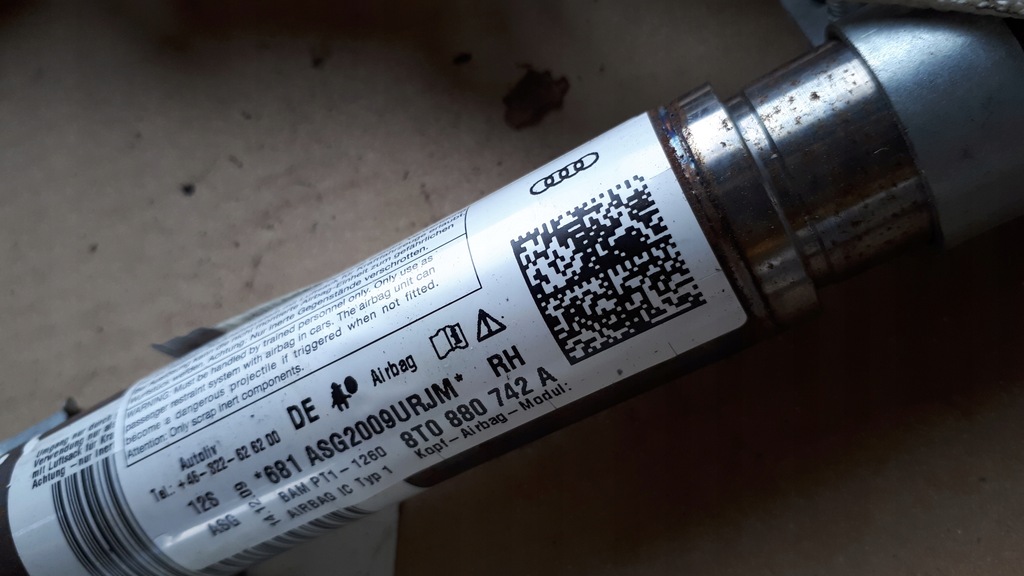 фото №8, A5 8t s5 coupe шторка безпеки подушка безпеки права 8t0880742a