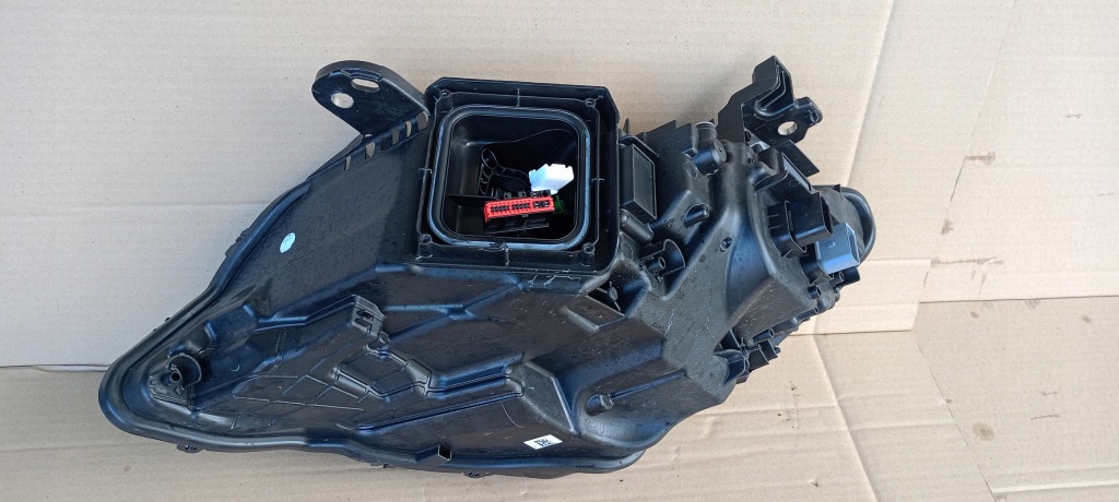 Фара перед передняя правый  peugeot 308 t10 full led 21-24rok 9851673580 оригинал в Украине