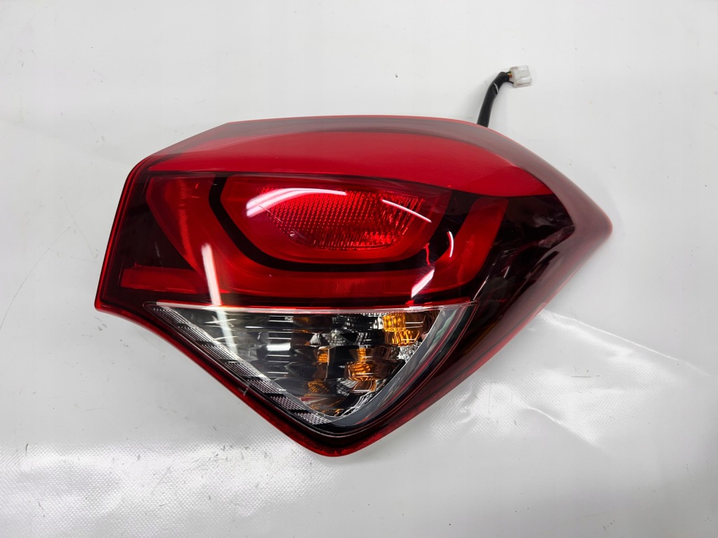 фото №1, Hyundai i20 ii лампа правий задня 92402-c8000