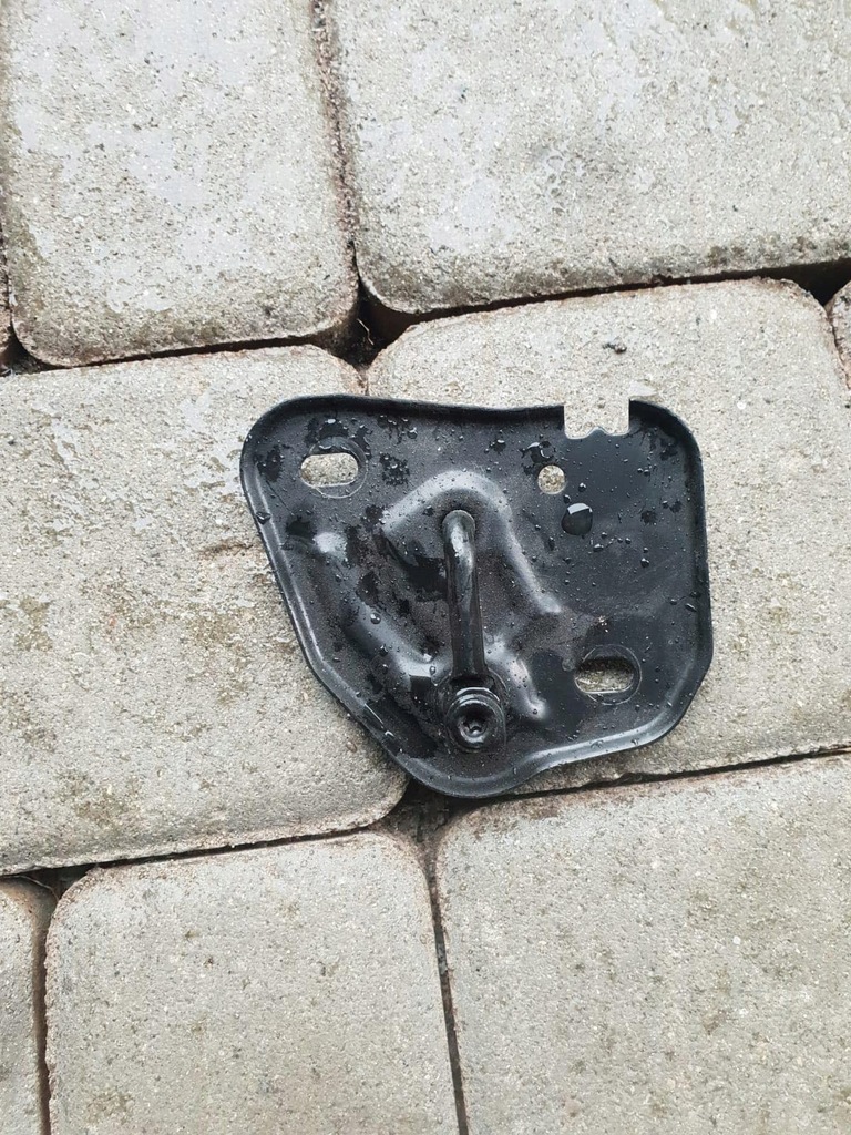 фото №1, Audi a6 c7 замок засувка капот 4g0823186a