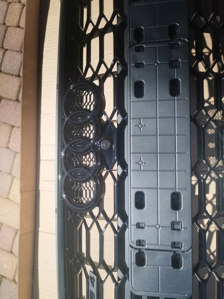 фото №11, Audi rs4 8w0 facelift бампер перед карбон новый