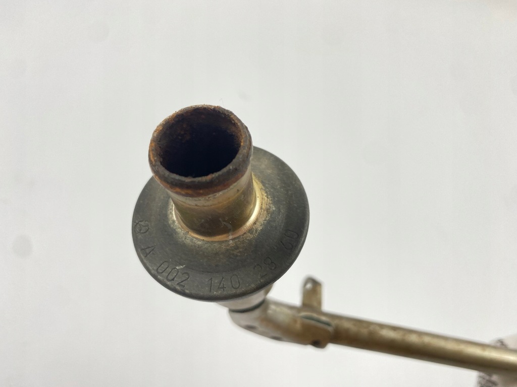 Клапан зворотний повітря шланг egr трубка mercedes w203 компресор 0021402860 в Україні