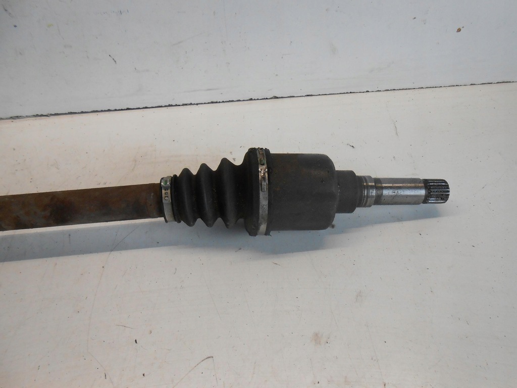 фото №3, Приводной вал правый перед peugeot 1007 1.4 hdi #