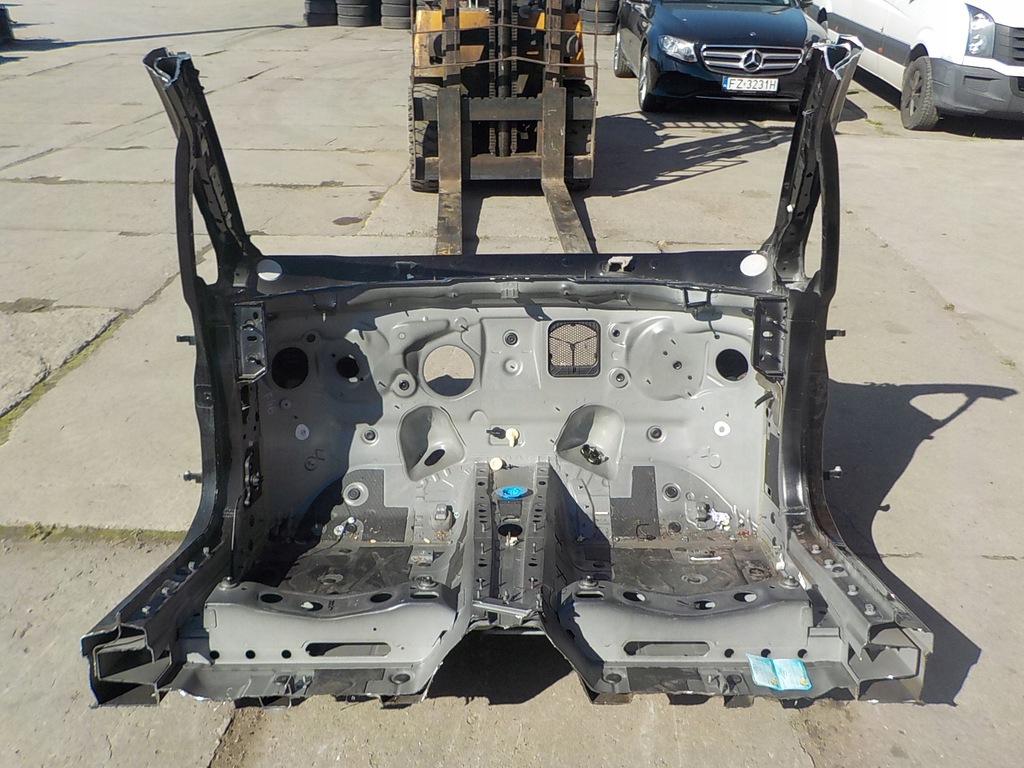 фото №4, Bmw 2 f46 четверть перед передняя правая