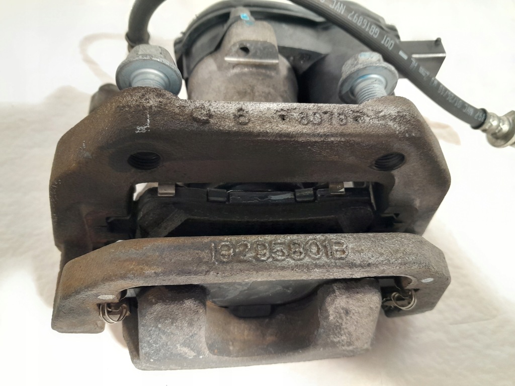 фото №5, Honda odyssey v 18- суппорт тормозной правый задняя